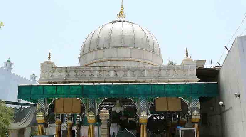 അറിവും അനുഭവങ്ങളും പുതുക്കിയ ഇന്ത്യയിലെ സൂഫി ഹൃദയഭൂമികളിലൂടെ ഒരു യാത്ര