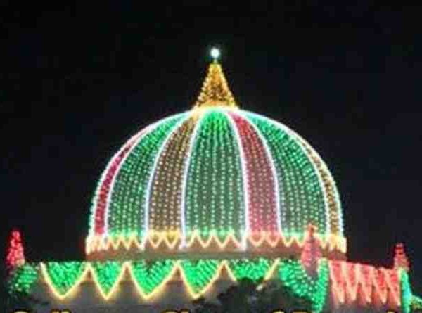 ഖ്വാജാ ബന്ധെ നവാസ് ഗേസുദാസ്(റ) യും ദക്ഷിണേന്ത്യയിലെ മറ്റ് പ്രമുഖ സൂഫികളും