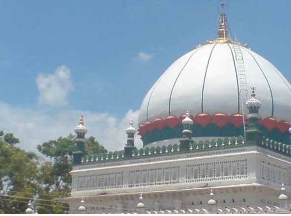 ത്വബ് ലെ ആലം നത്ഹർ വലി(റ): ദക്ഷിണേന്ത്യയിൽ സാമൂഹിക നവോത്ഥാനത്തിന് നേതൃത്വം നൽകിയ മഹാനായ സൂഫി